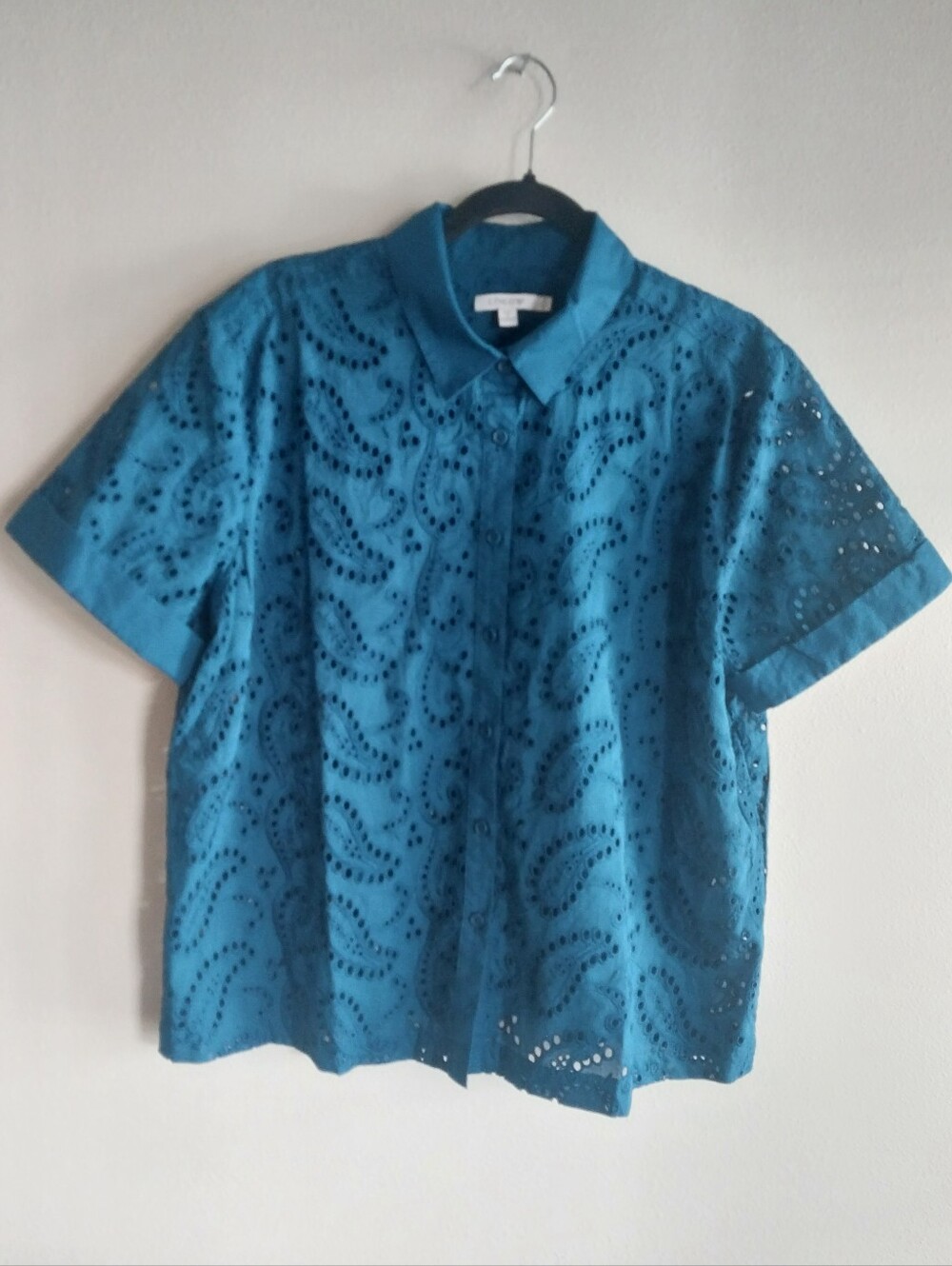 Chico's Teal Blue Paisley Eyelet Short Sleeve Button Front Shirt